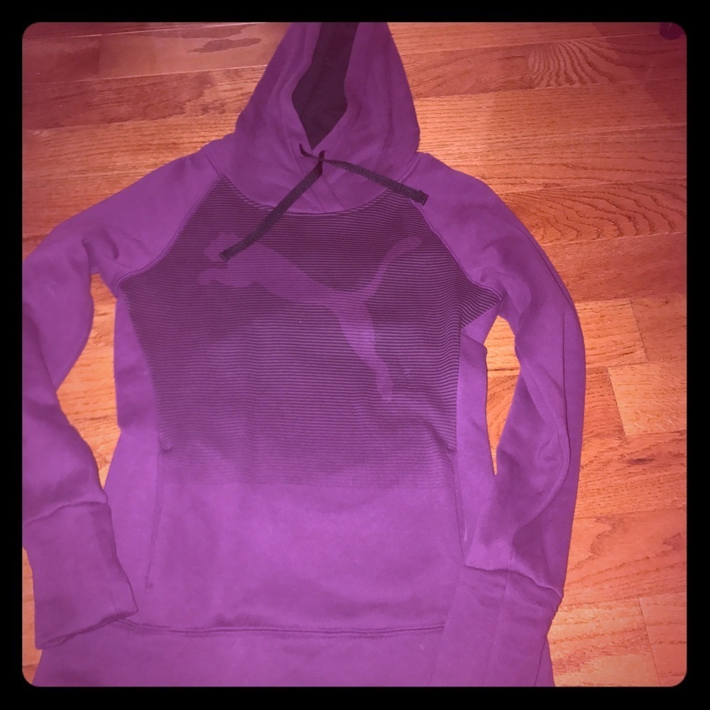 Hoodie sweater puma size small